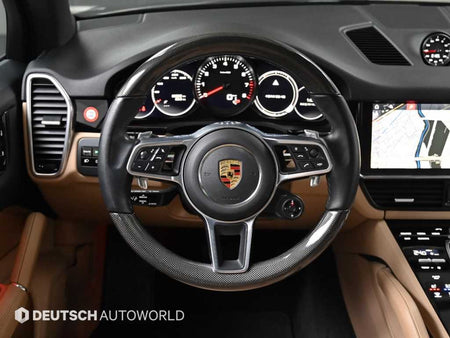 Porsche Cayenne — photo 13
