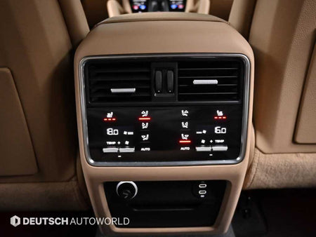 Porsche Cayenne — photo 16