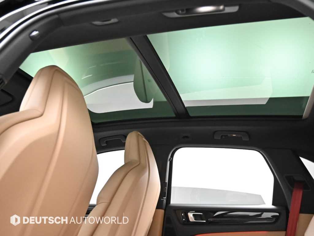Porsche Cayenne — photo 19