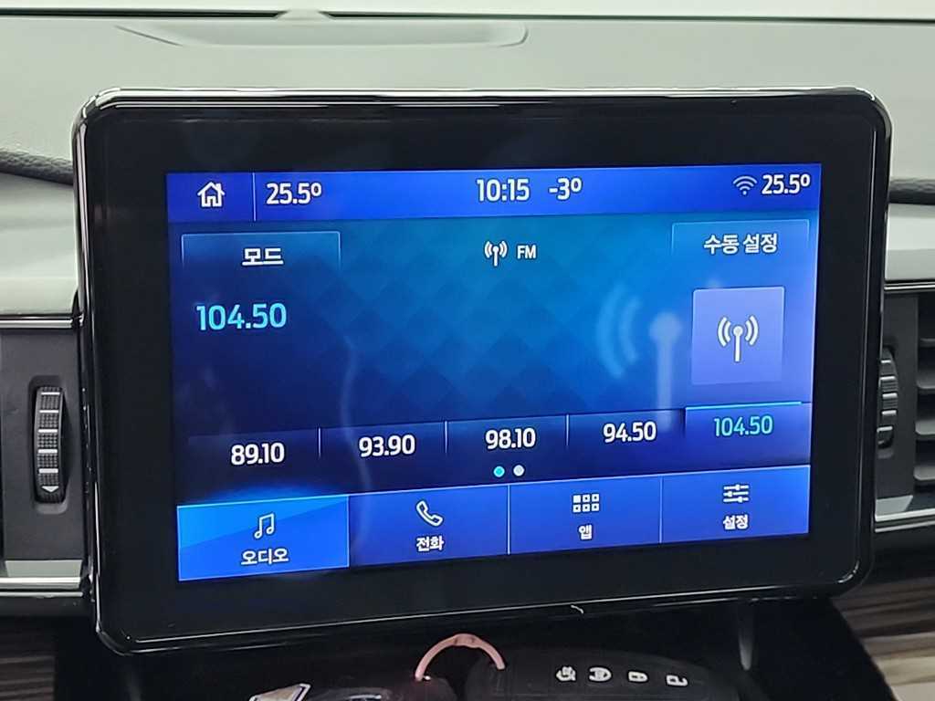 Ford Explorer — photo 15