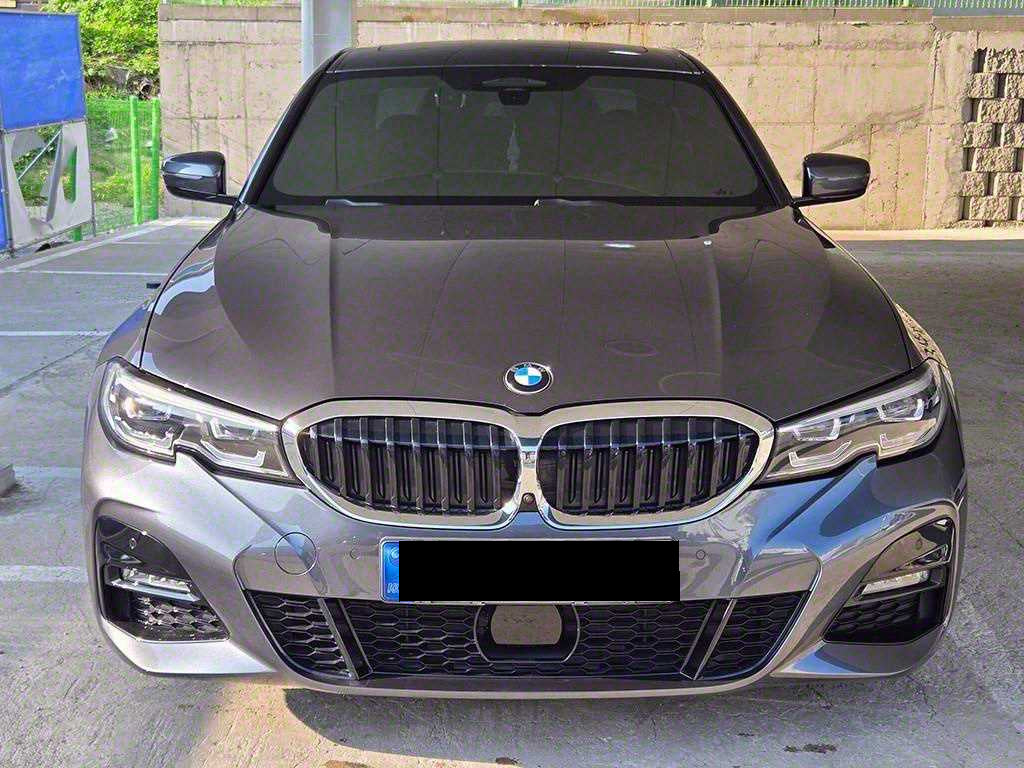 BMW 3-Series — photo 02