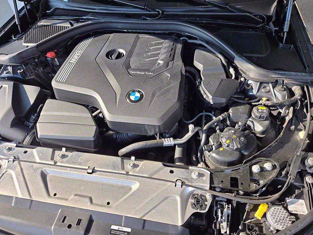 BMW 3-Series — photo 19