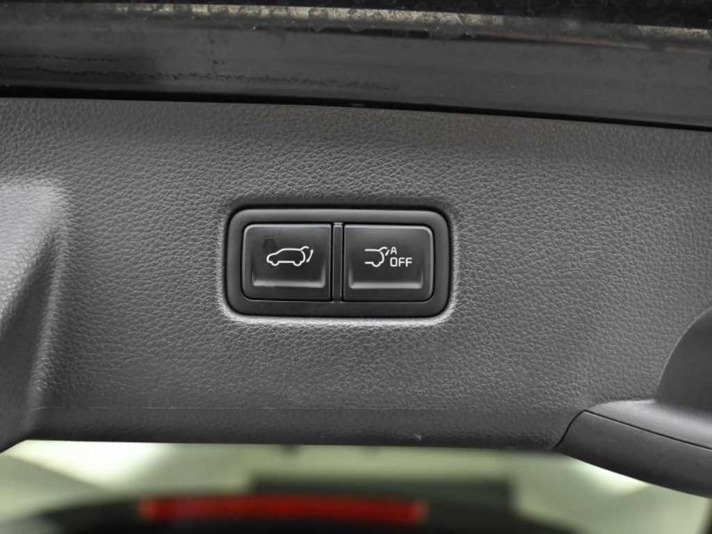 Kia Carnival — photo 20