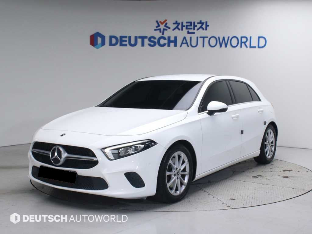Mercedes-Benz A-Class — photo 01