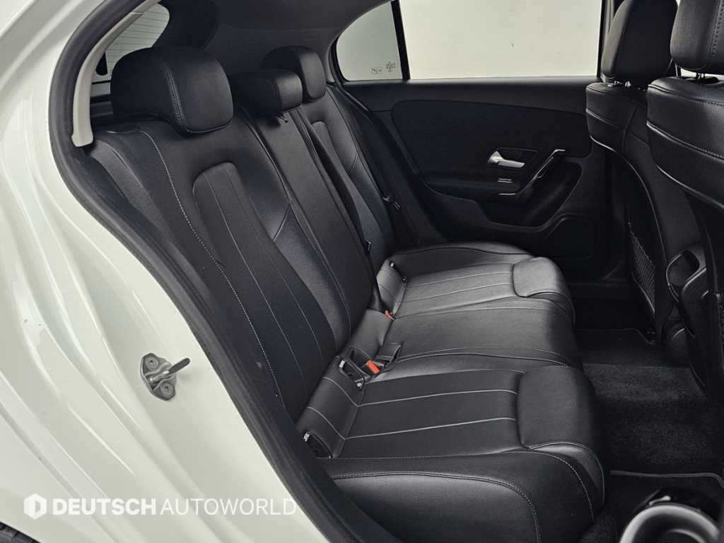 Mercedes-Benz A-Class — photo 12