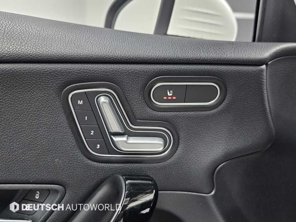 Mercedes-Benz A-Class — photo 16