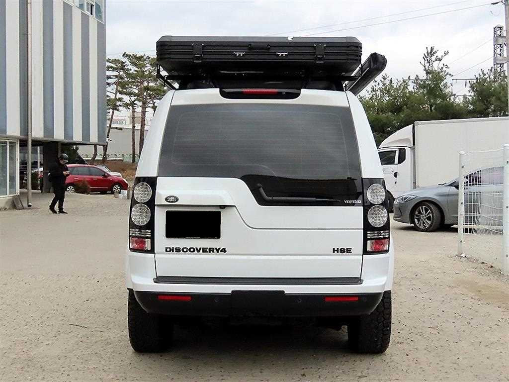 Land Rover Discovery — photo 04