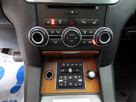 Land Rover Discovery — photo 13