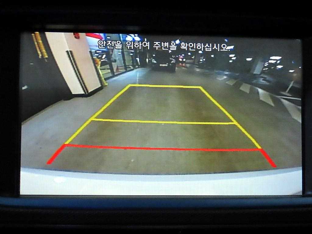 Hyundai Ioniq — photo 15