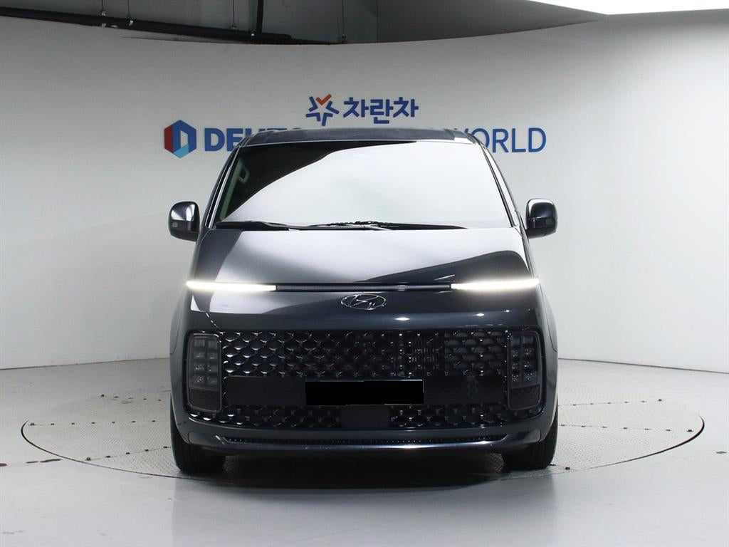 Hyundai Staria — photo 03