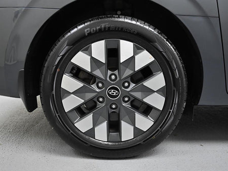 Hyundai Staria — photo 05