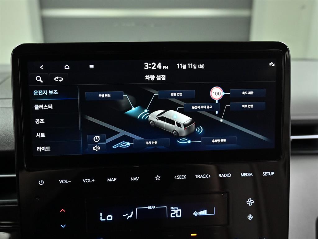 Hyundai Staria — photo 17