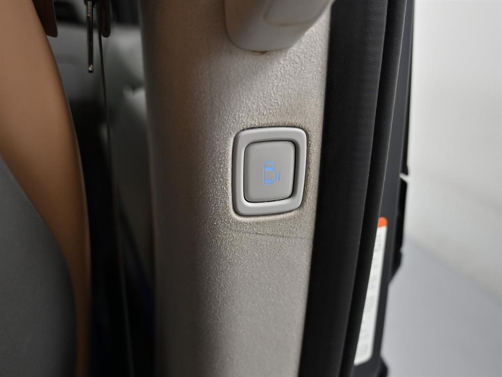 Hyundai Staria — photo 19