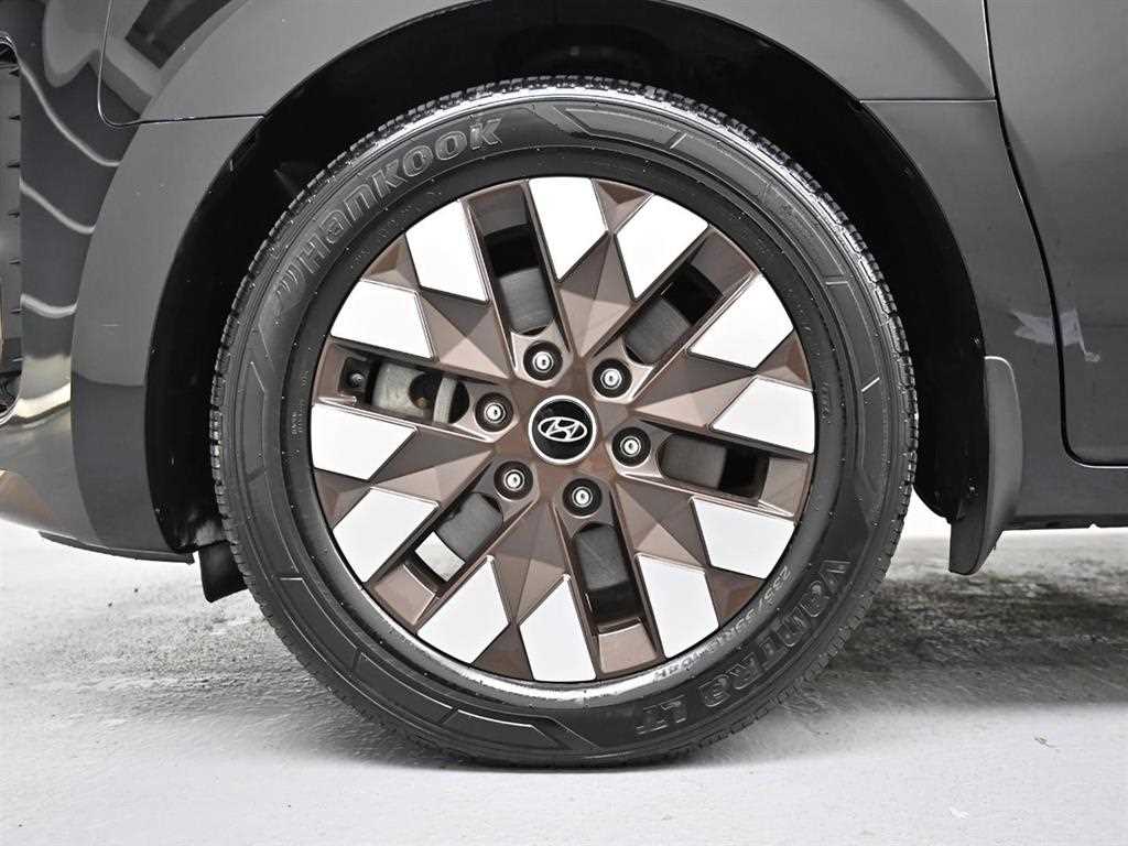 Hyundai Staria — photo 05