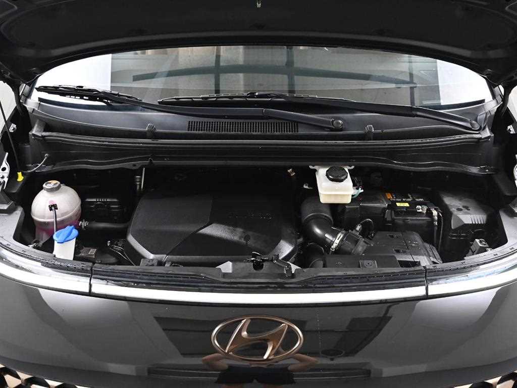 Hyundai Staria — photo 06