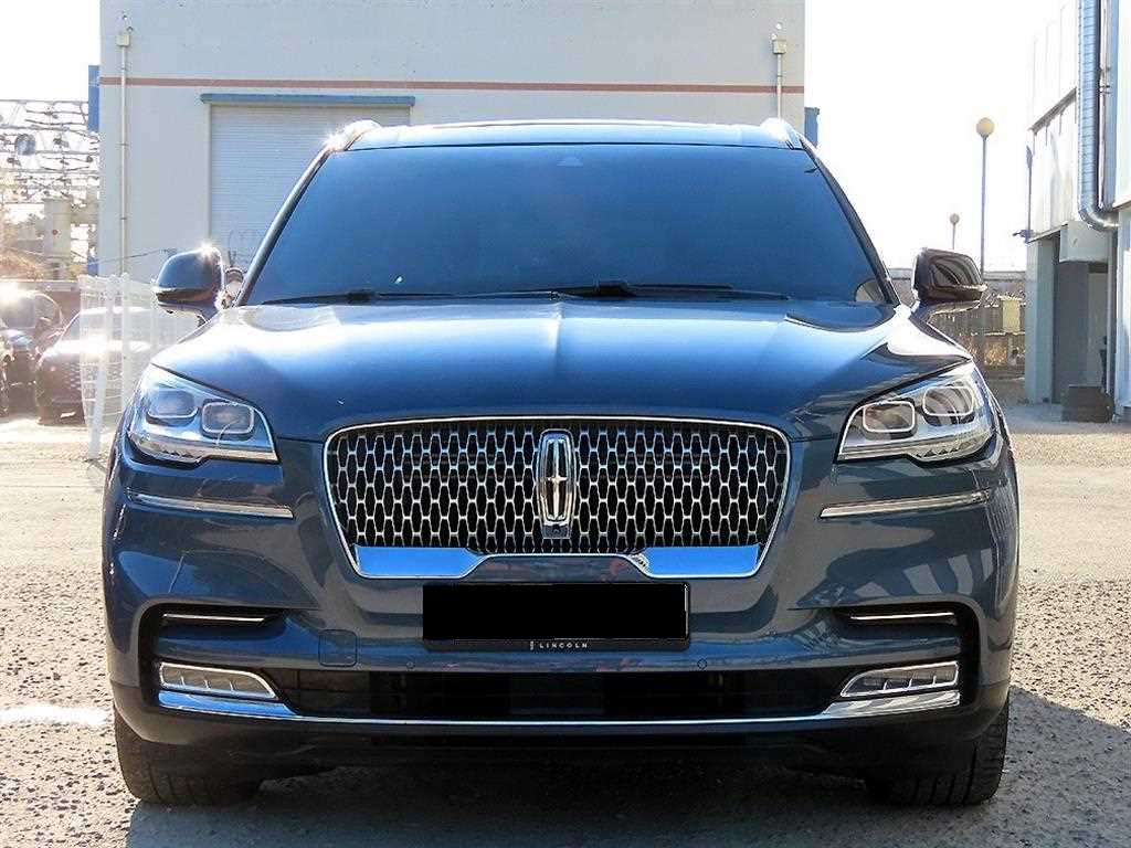 Lincoln Aviator — photo 01