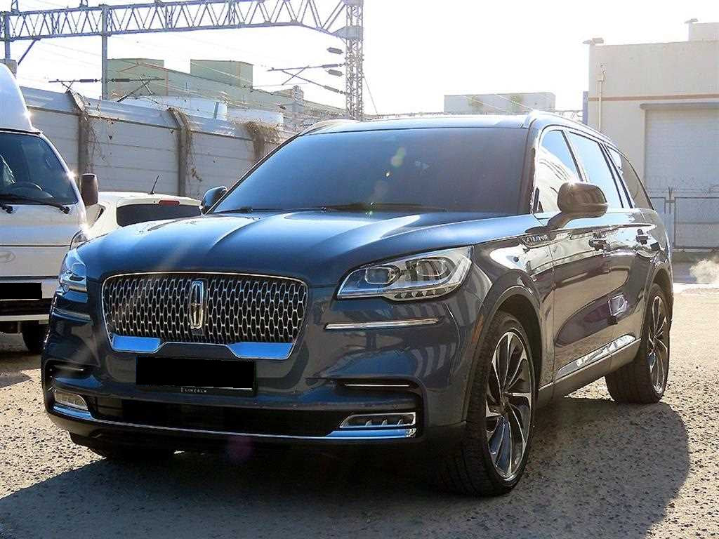 Lincoln Aviator — photo 02