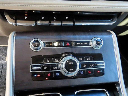 Lincoln Aviator — photo 11