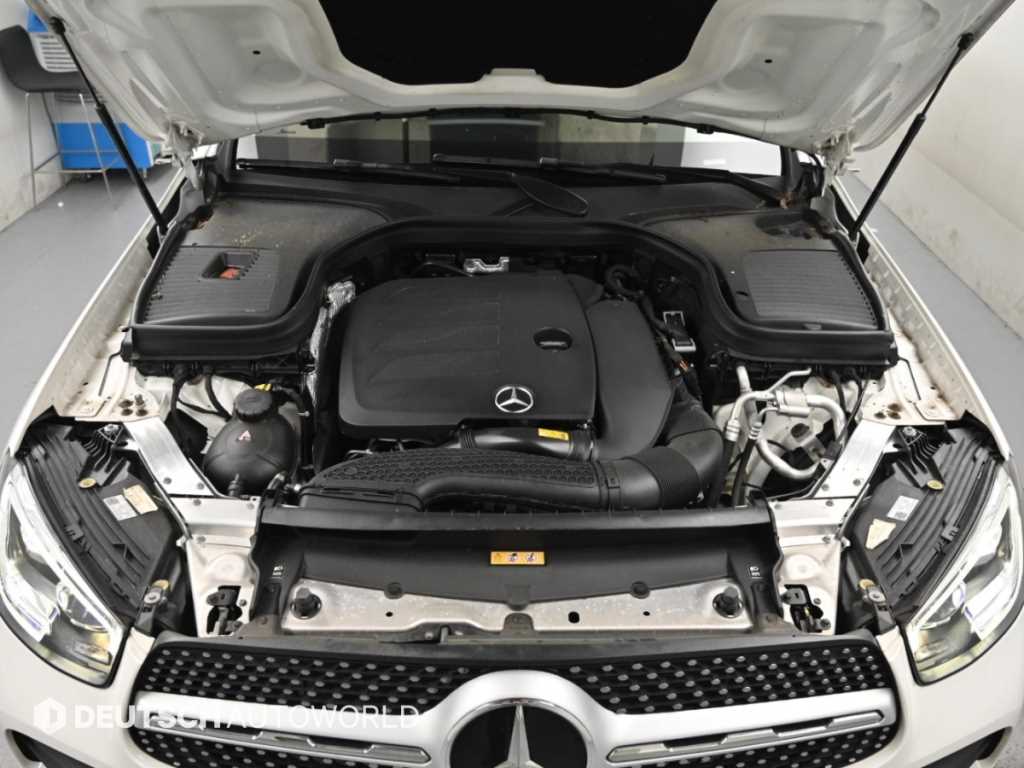 Mercedes-Benz GLC-Class — photo 06