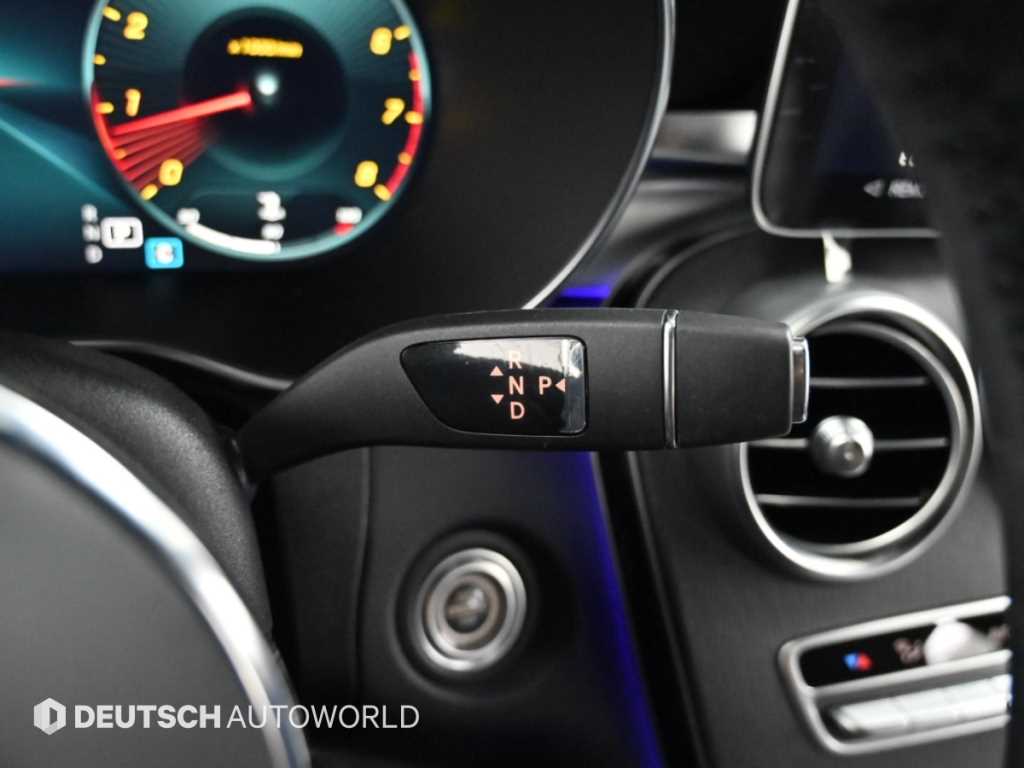 Mercedes-Benz GLC-Class — photo 09