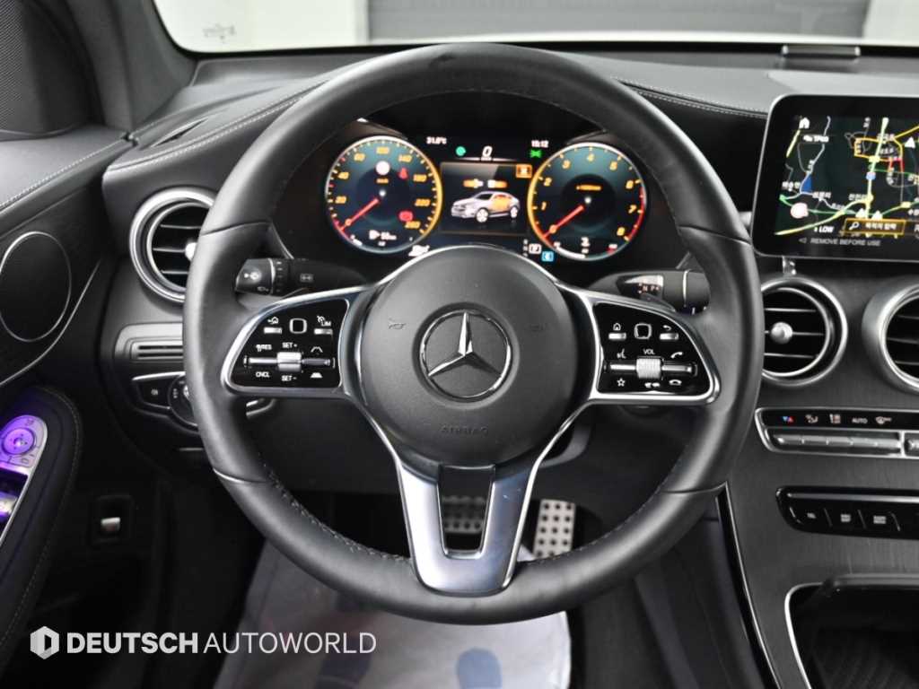 Mercedes-Benz GLC-Class — photo 13