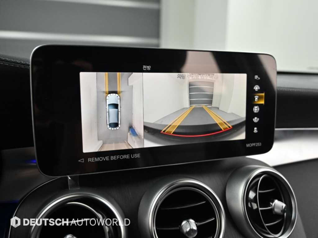 Mercedes-Benz GLC-Class — photo 15