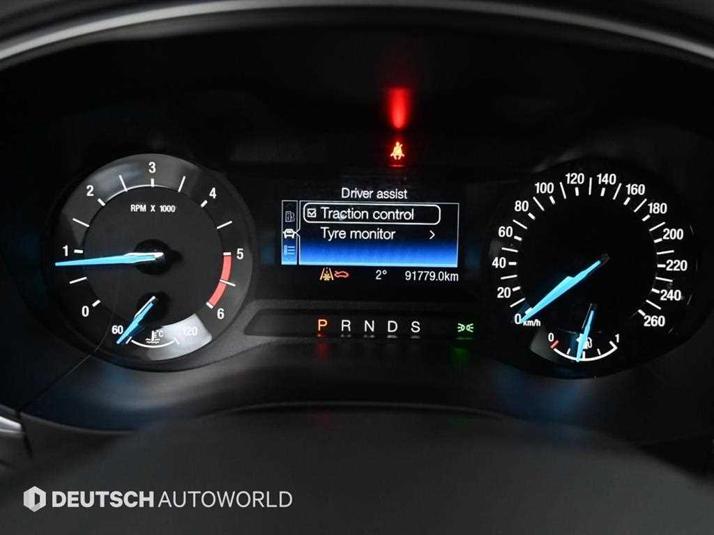 Ford Mondeo — photo 08