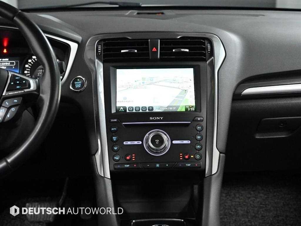 Ford Mondeo — photo 14