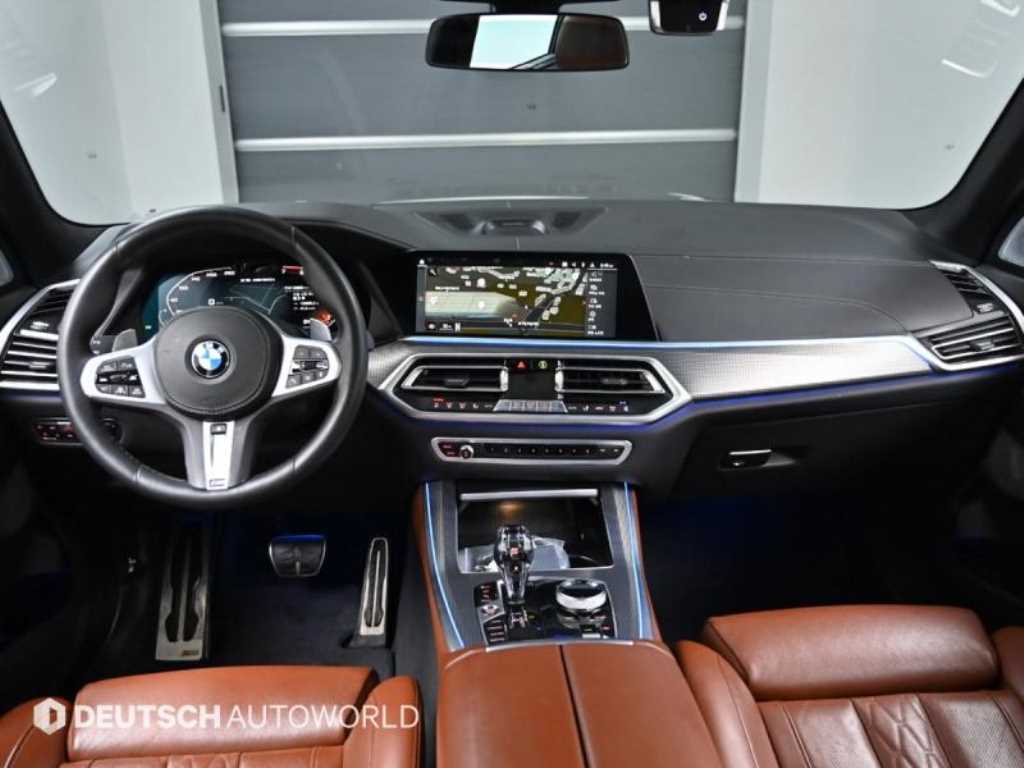 BMW X5 — photo 07