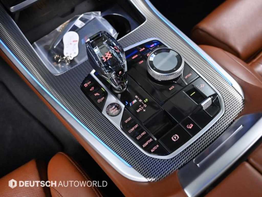 BMW X5 — photo 09
