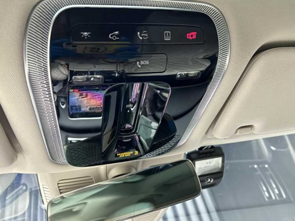 Mercedes-Benz S-Class — photo 11