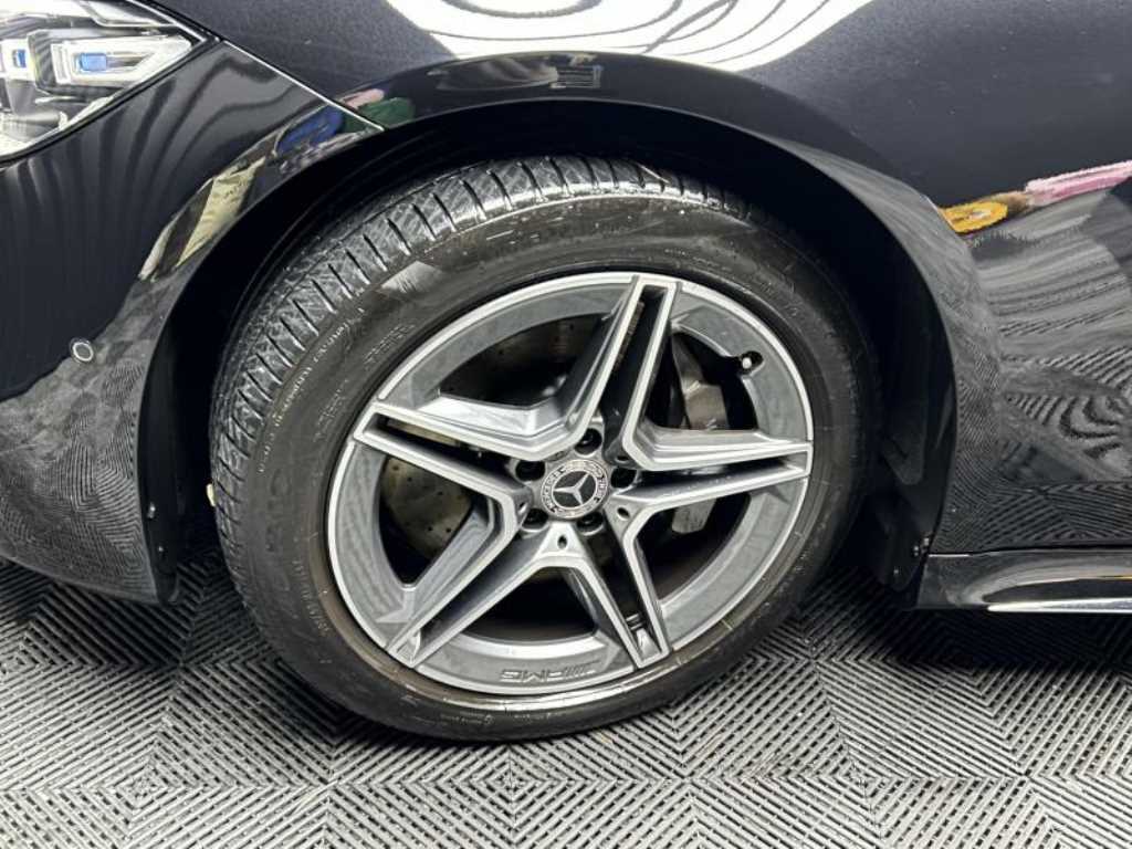 Mercedes-Benz S-Class — photo 18