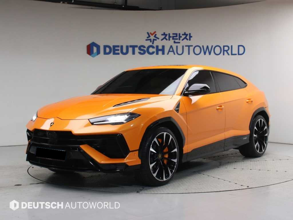 Lamborghini Urus — photo 01