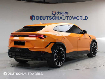Lamborghini Urus — photo 02