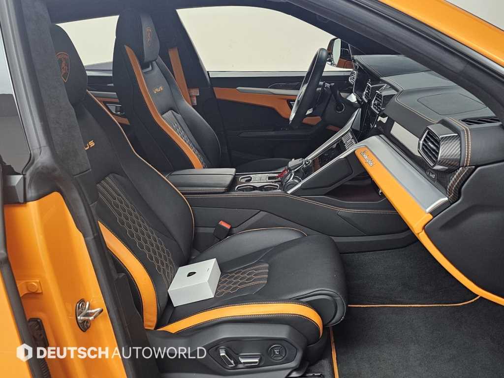 Lamborghini Urus — photo 10