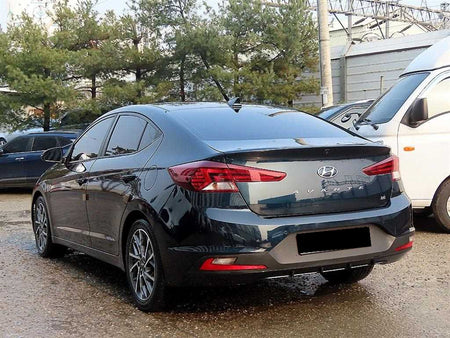 Hyundai Avante — photo 03