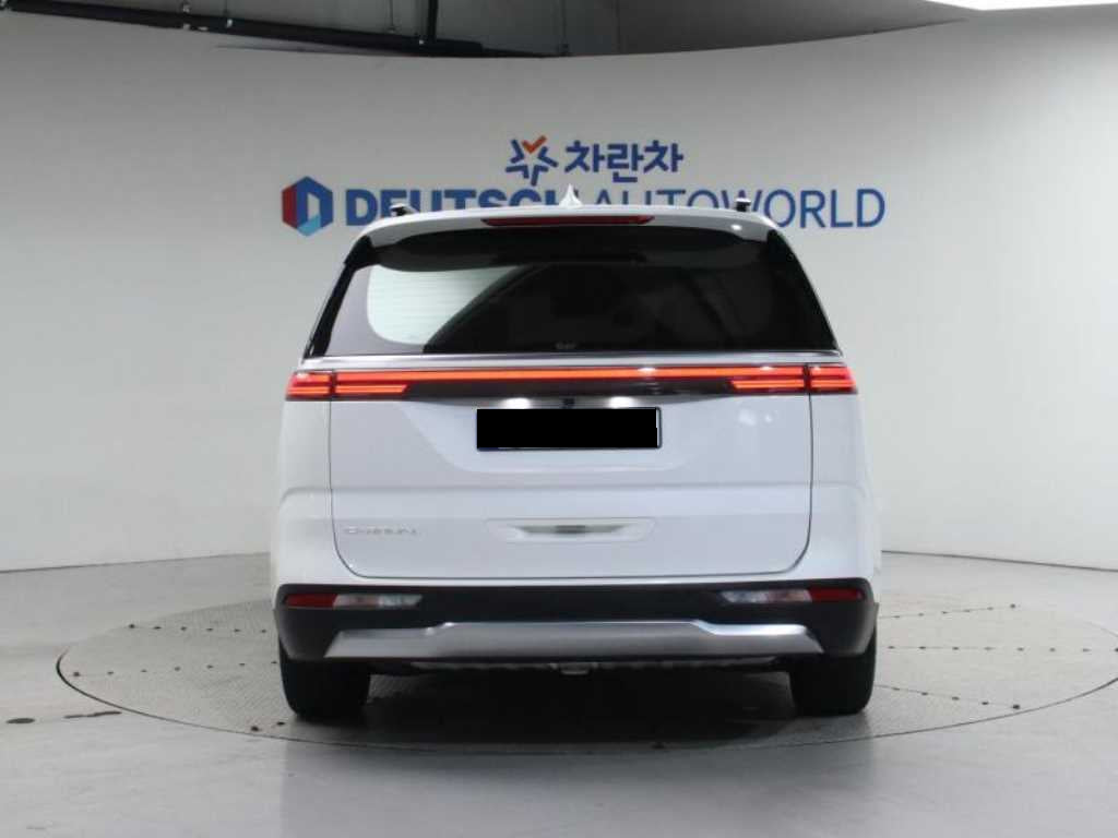Kia Carnival — photo 04