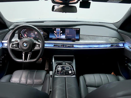 BMW 7-Series — photo 05