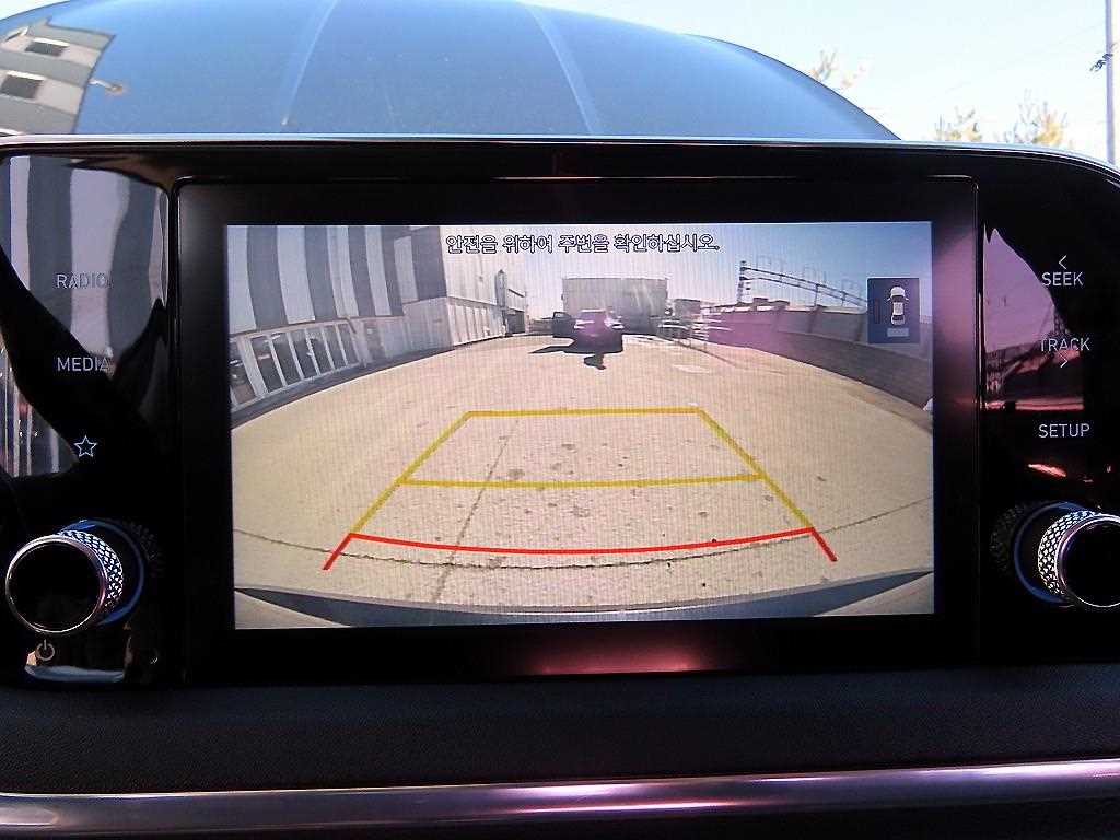 Hyundai Sonata — photo 16