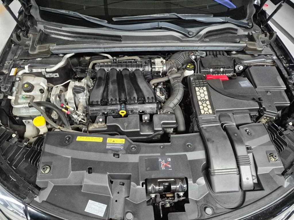 RENAULT SM6 — photo 06