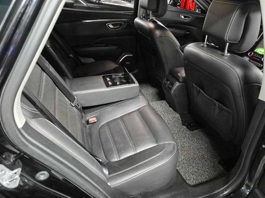 RENAULT SM6 — photo 11