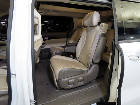 Kia Carnival — photo 07