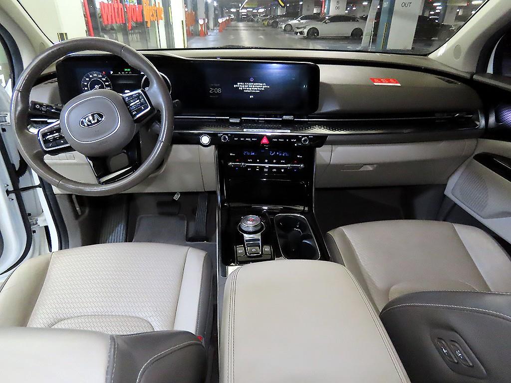 Kia Carnival — photo 10