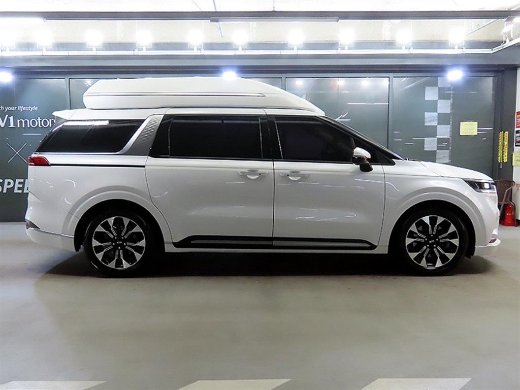 Kia Carnival — photo 03