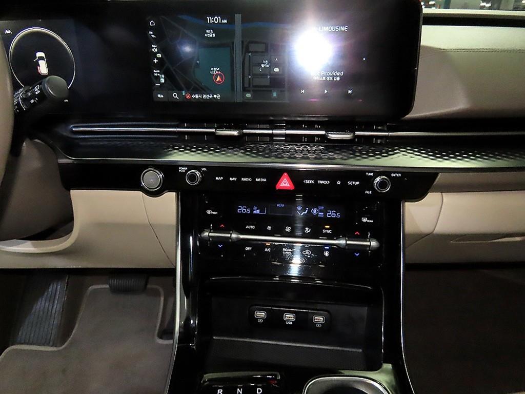 Kia Carnival — photo 11