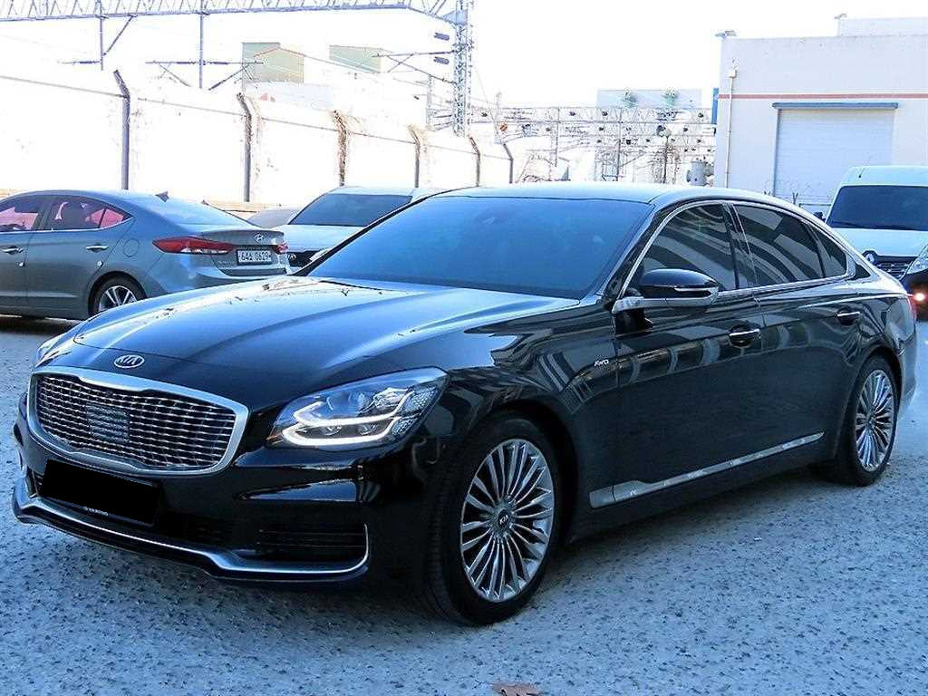 Kia K9 — photo 04