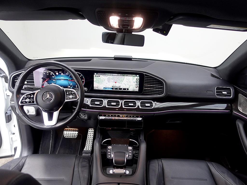 Mercedes-Benz GLE-Class — photo 05
