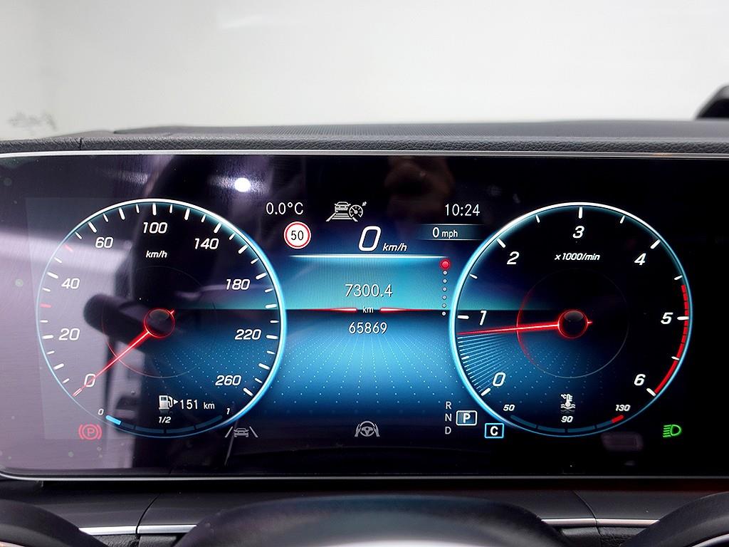 Mercedes-Benz GLE-Class — photo 06
