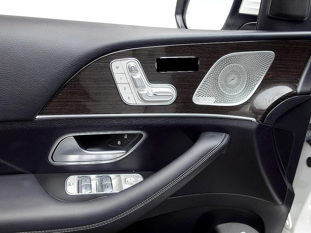 Mercedes-Benz GLE-Class — photo 13