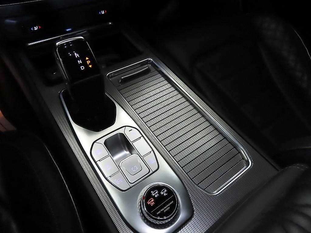 KGM Rexton — photo 12